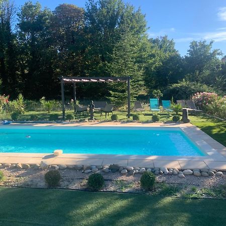 Villa Un Coin De Campagne à Le Puy-Sainte-Réparade Extérieur photo
