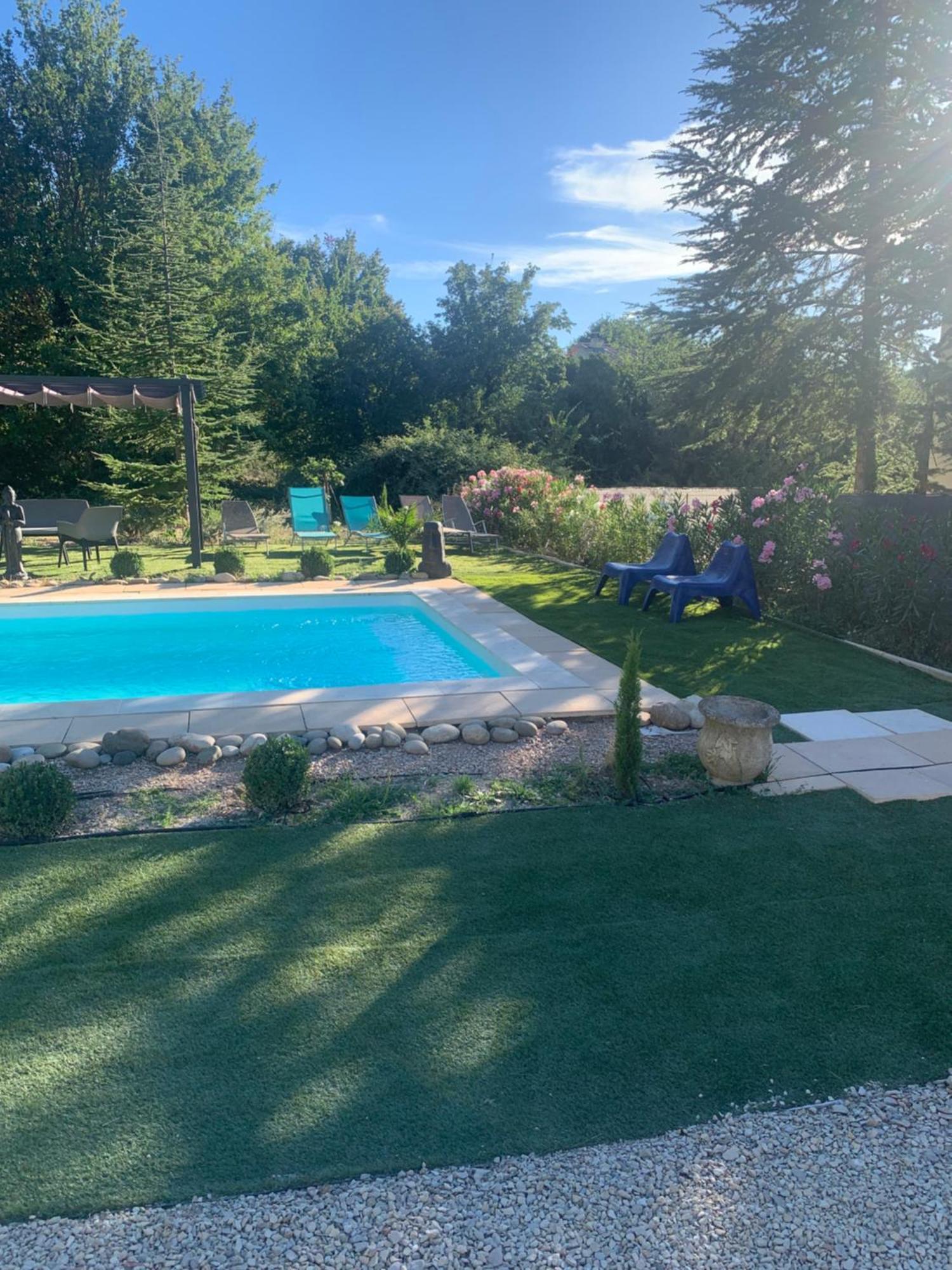 Villa Un Coin De Campagne à Le Puy-Sainte-Réparade Extérieur photo