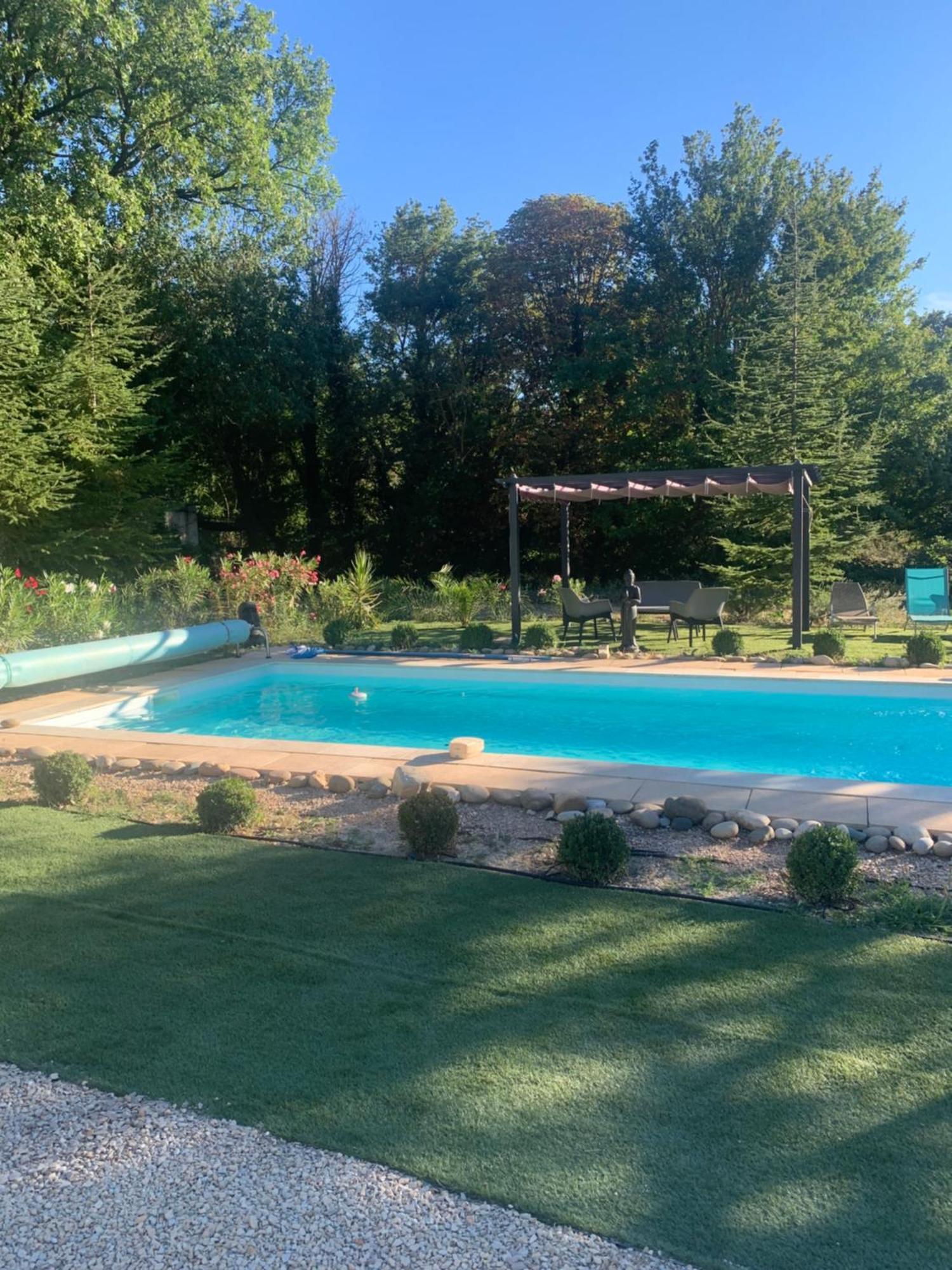 Villa Un Coin De Campagne à Le Puy-Sainte-Réparade Extérieur photo